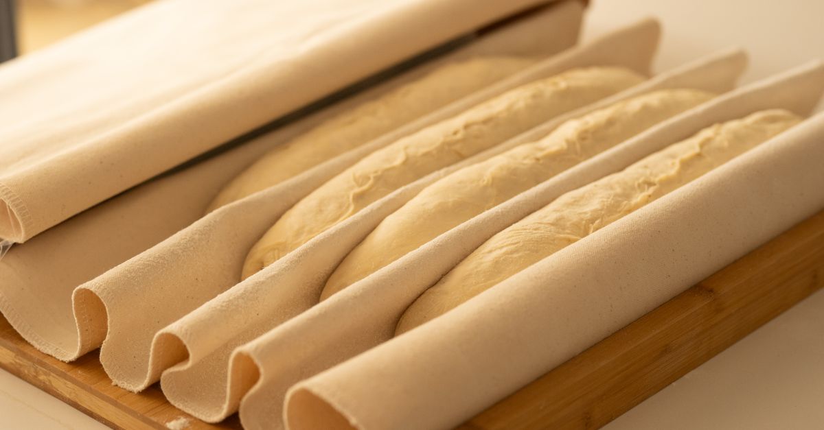 Como fazer a massa de pão crescer bem: guia completo passo a passo